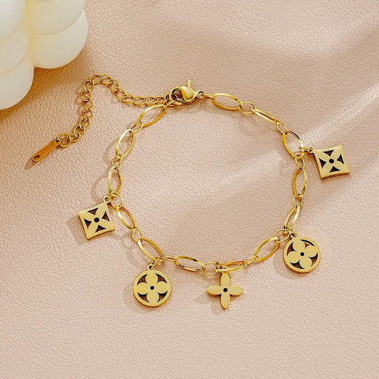 Lucky Flower Paperclip L V Bracelet