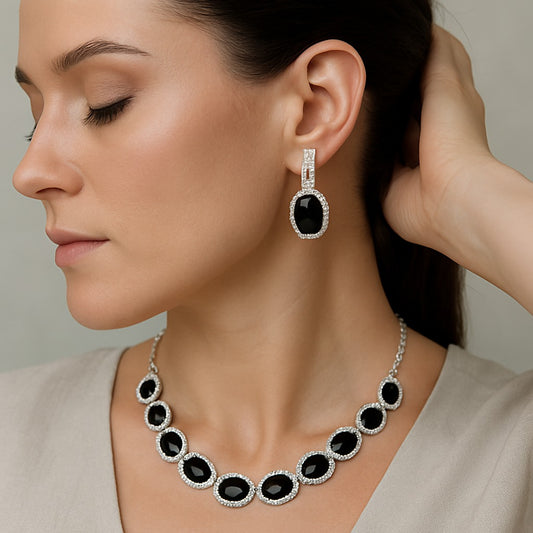 Black Empress Necklace